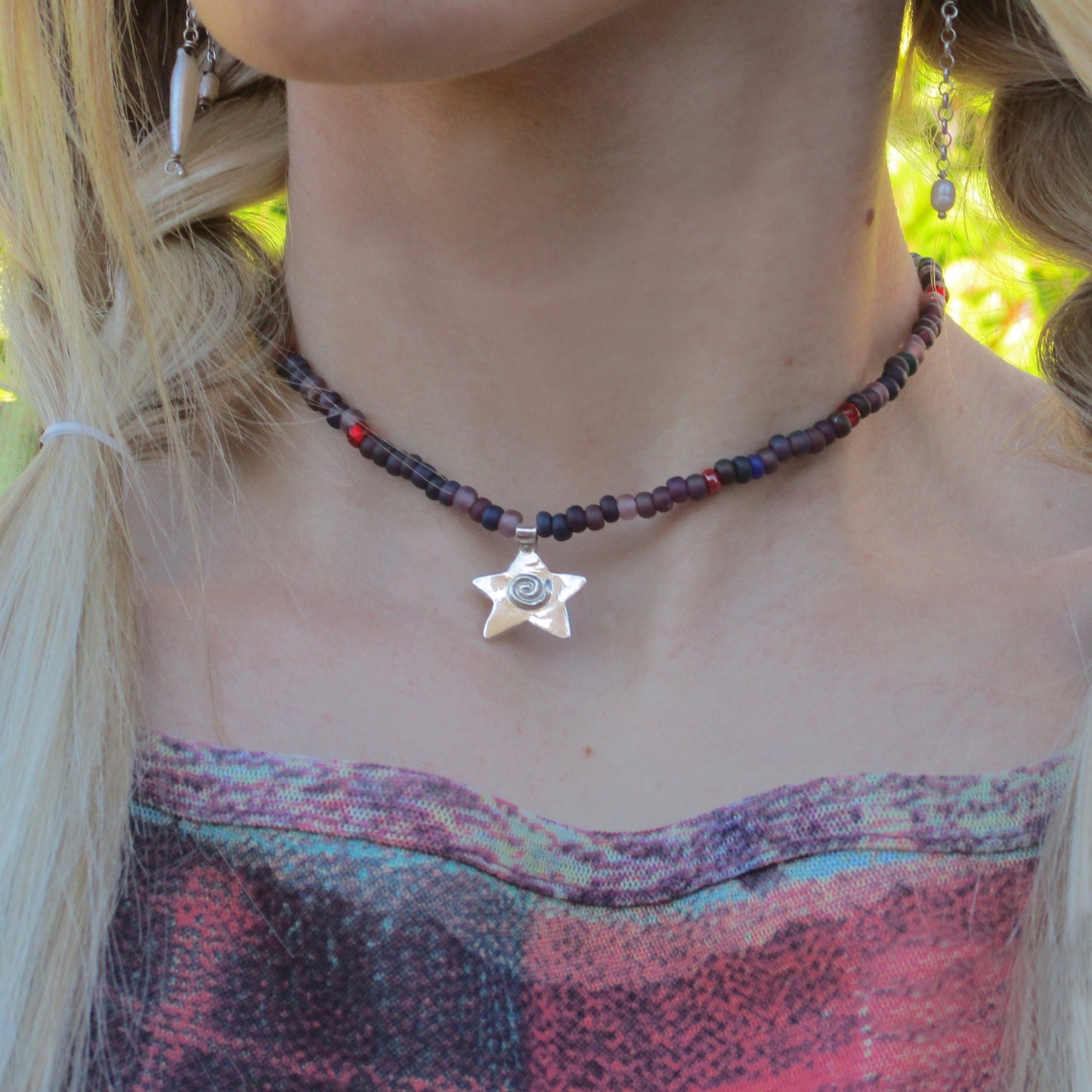 Swirl Star Choker