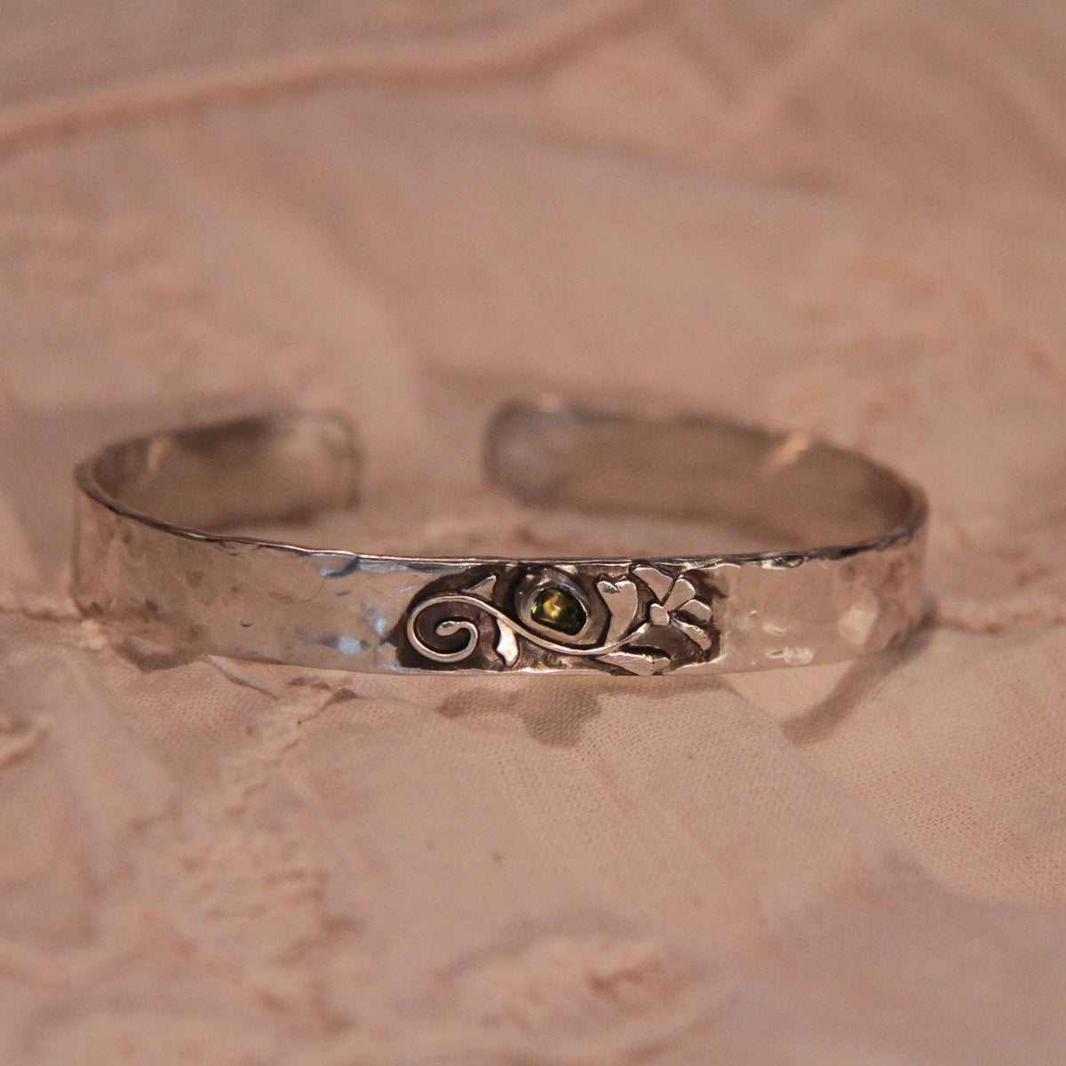Peridot Ivy Cuff