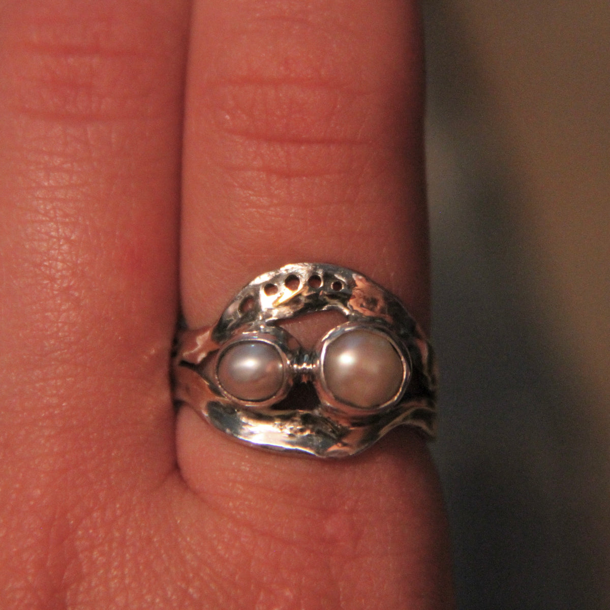 Braided brass pearl