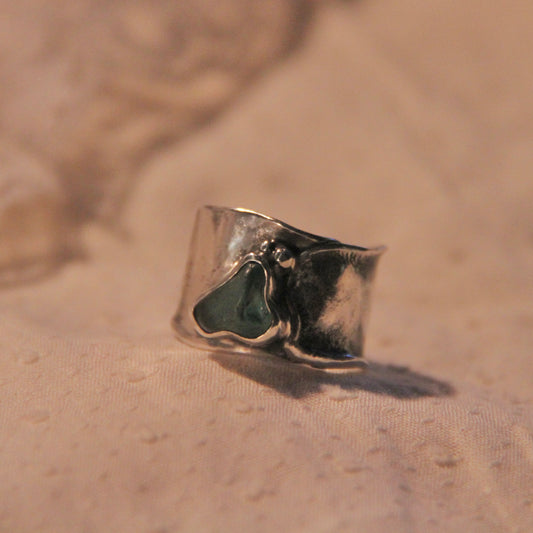 Blue sharktooth