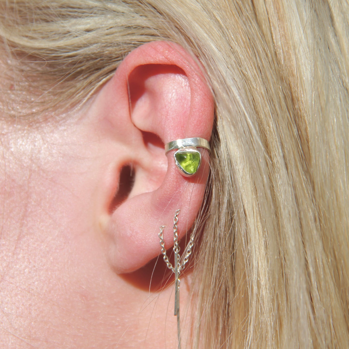 Peridot ear cuff