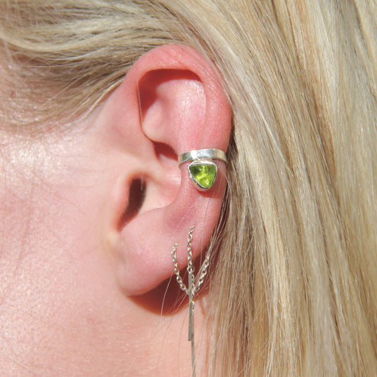 Peridot ear cuff