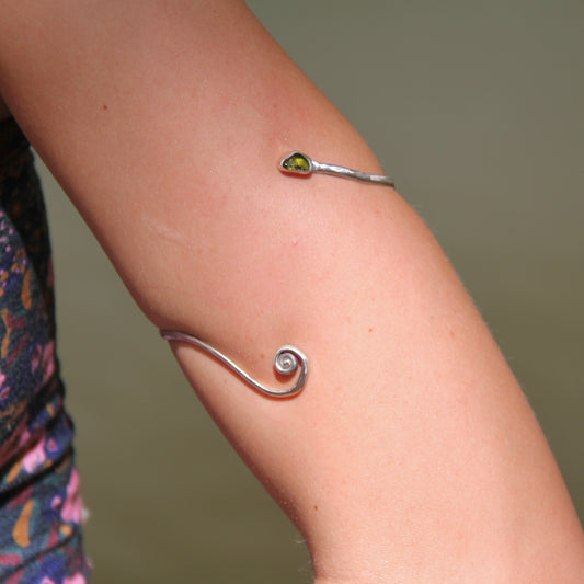 Snake arm cuff
