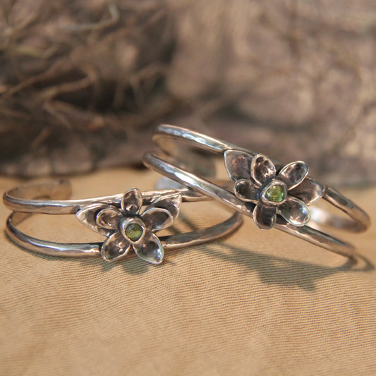 Peridot lily bracelet