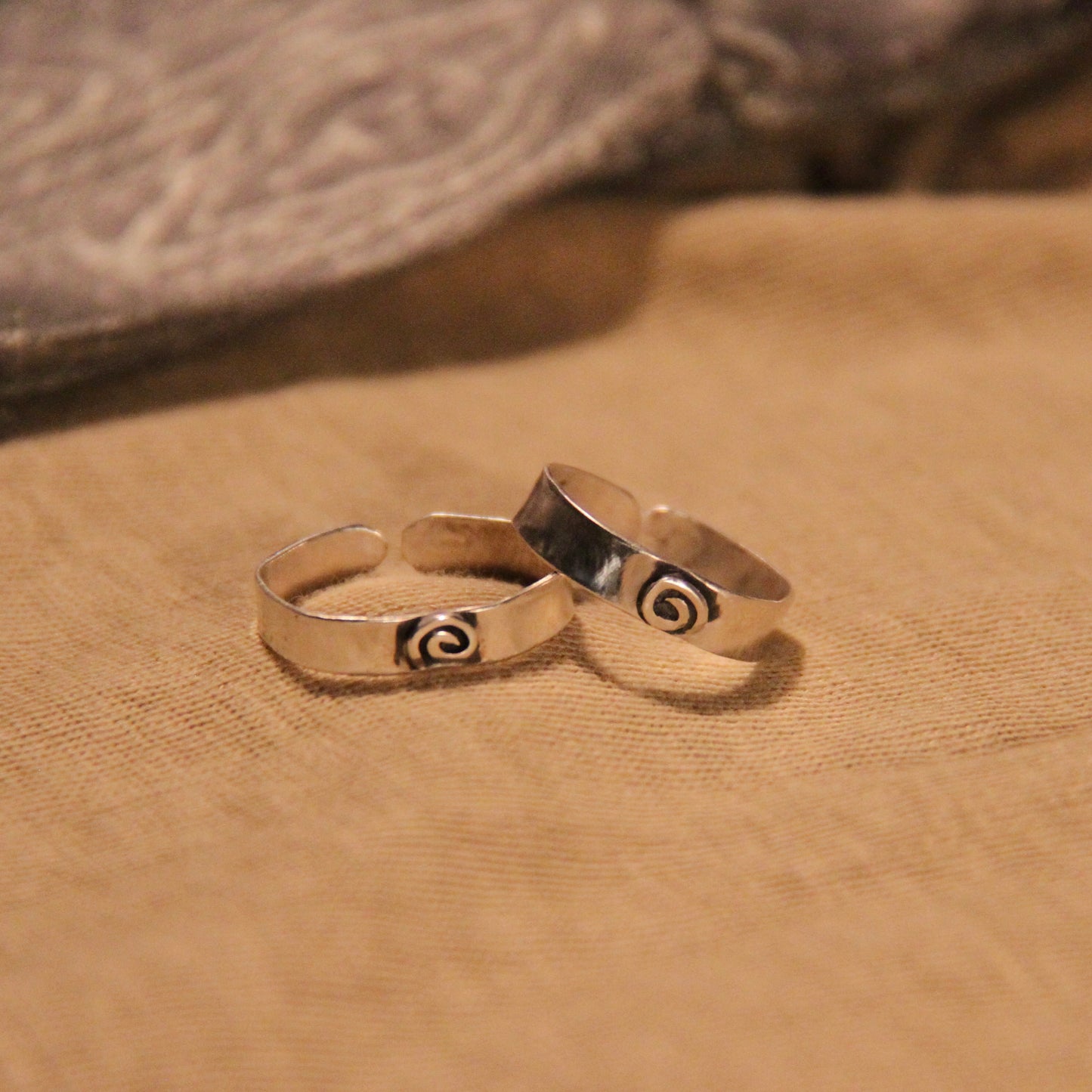 Swirl Toe Ring