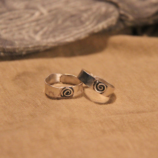 Swirl Toe Ring