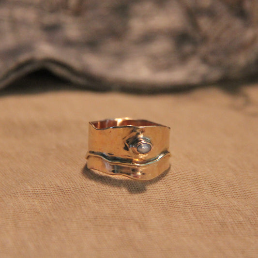 Rugged Brass Pearl