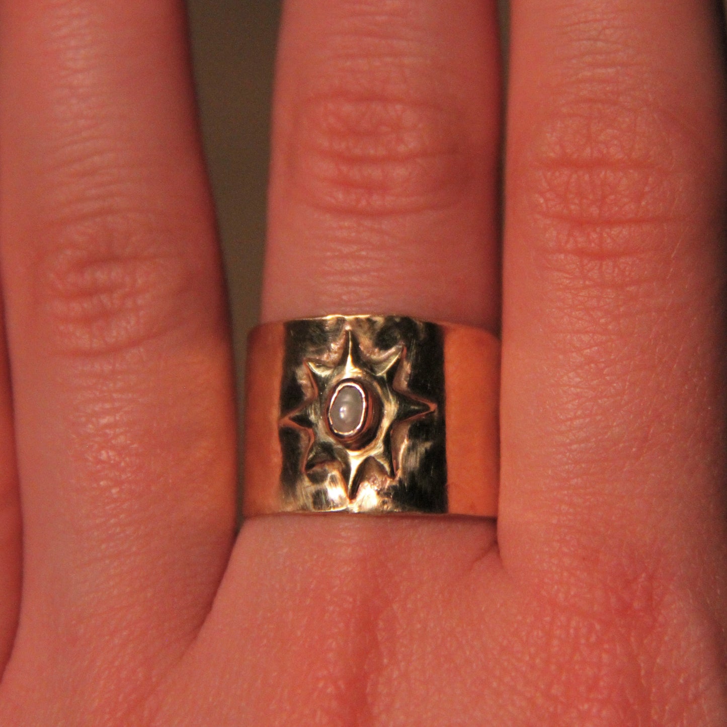 Sunny Brass Pearl