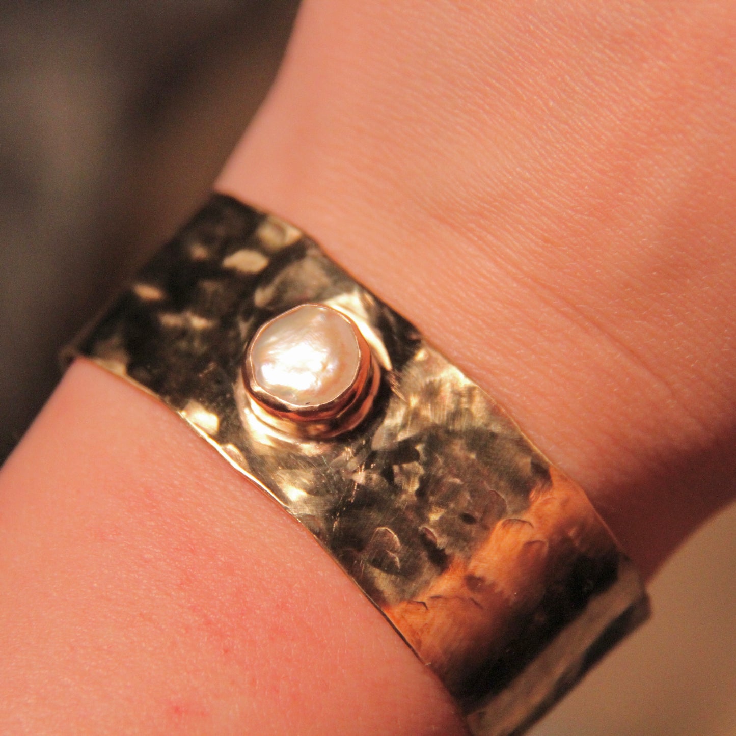 Single Pearl Brass Cuff