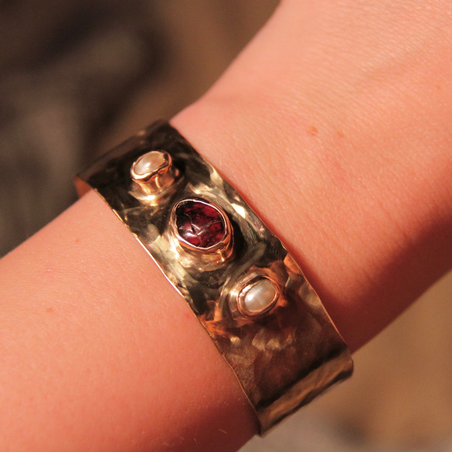 Brass Garnet Guff